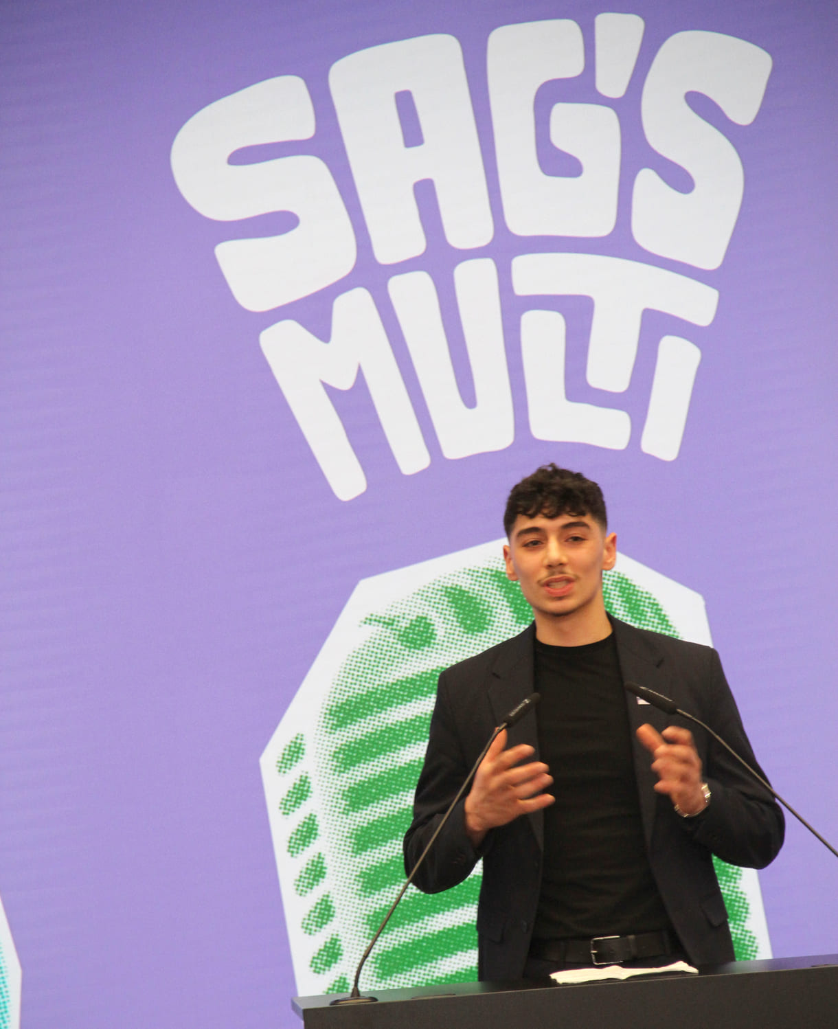 Yazan Fran (HAK bfi Wien), griff zu Arabisch neben Deutsch